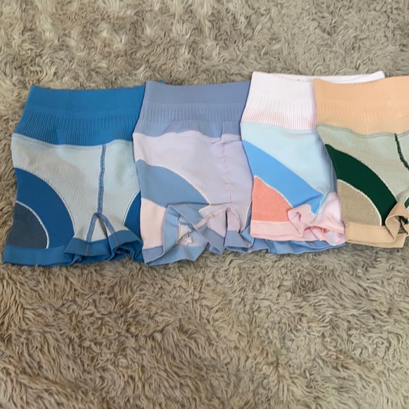 COPY - 🌺free people break point tighten up short/crop - Picture 16 of 16